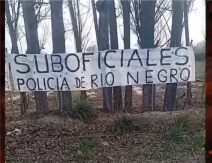 POLICIAS SUBOFICIALES PROTESTA