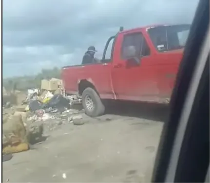 VIEDMA, VECINO, BASURA