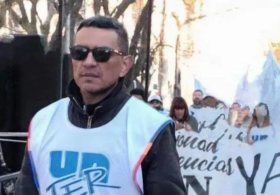 GUSTAVO CIFUENTES