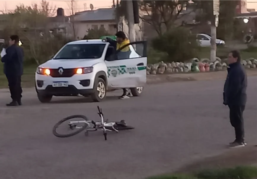 ACCIDENTE TAXI BICICLETA