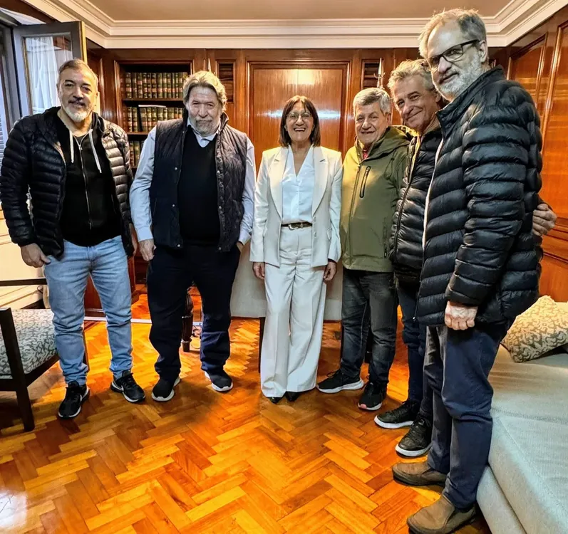 MONICA SILVA-UNIDAD POPULAR
