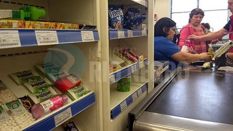 caja supermercado golosinas