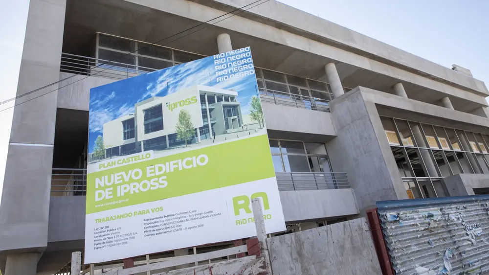 OBRA DE LA SEDE CENTRAL DEL IPROSS EN VIEDMA