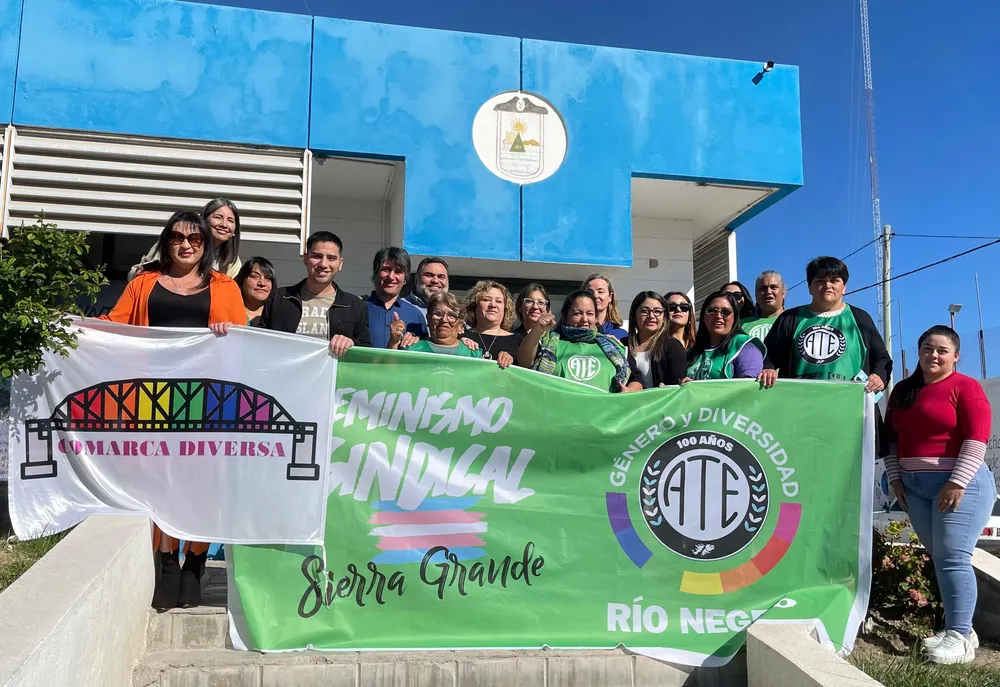 a09b5dac-7839-6ef5-a912-6e813c63360a