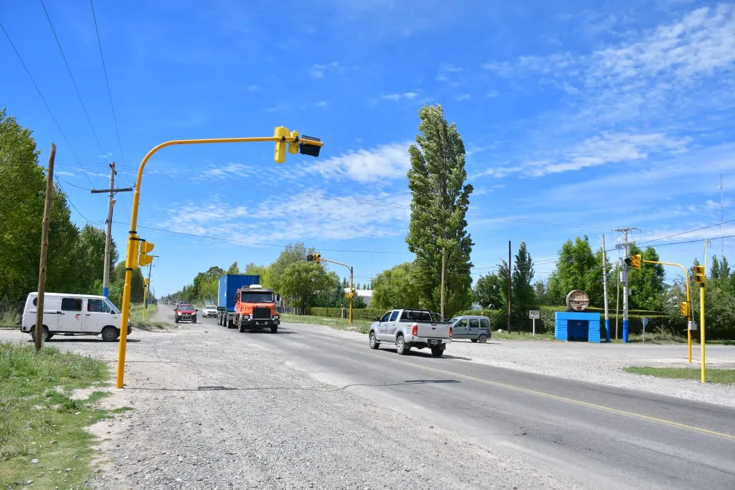 SEMÁFOROS EN LA RUTA 22