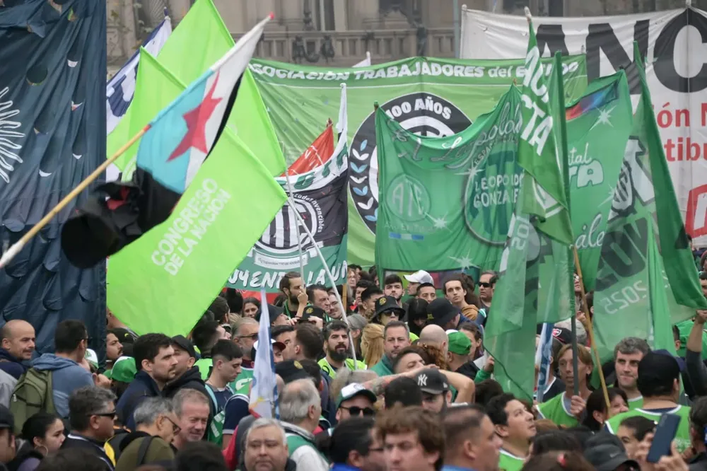 MOVILIZACIÓN DE ATE DURANTE EL TRATAMIENTO DE LA LEY BASES