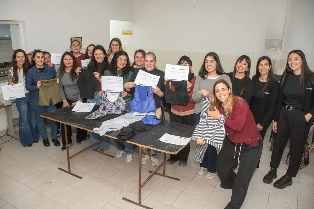 CONFECCION ROPA DEPORTIVA 1