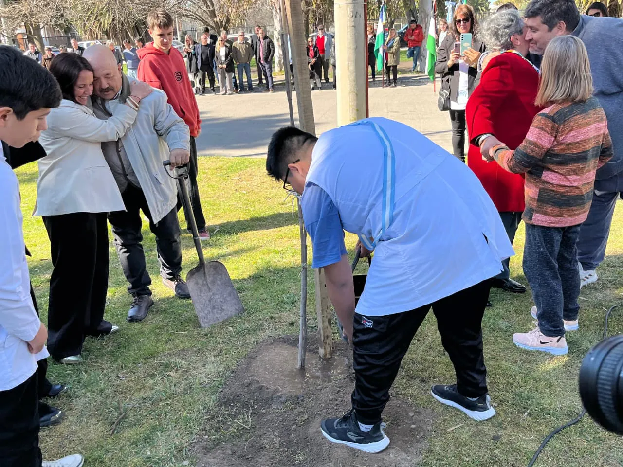 06625905-8545-4a29-90ea-748640a67b9a