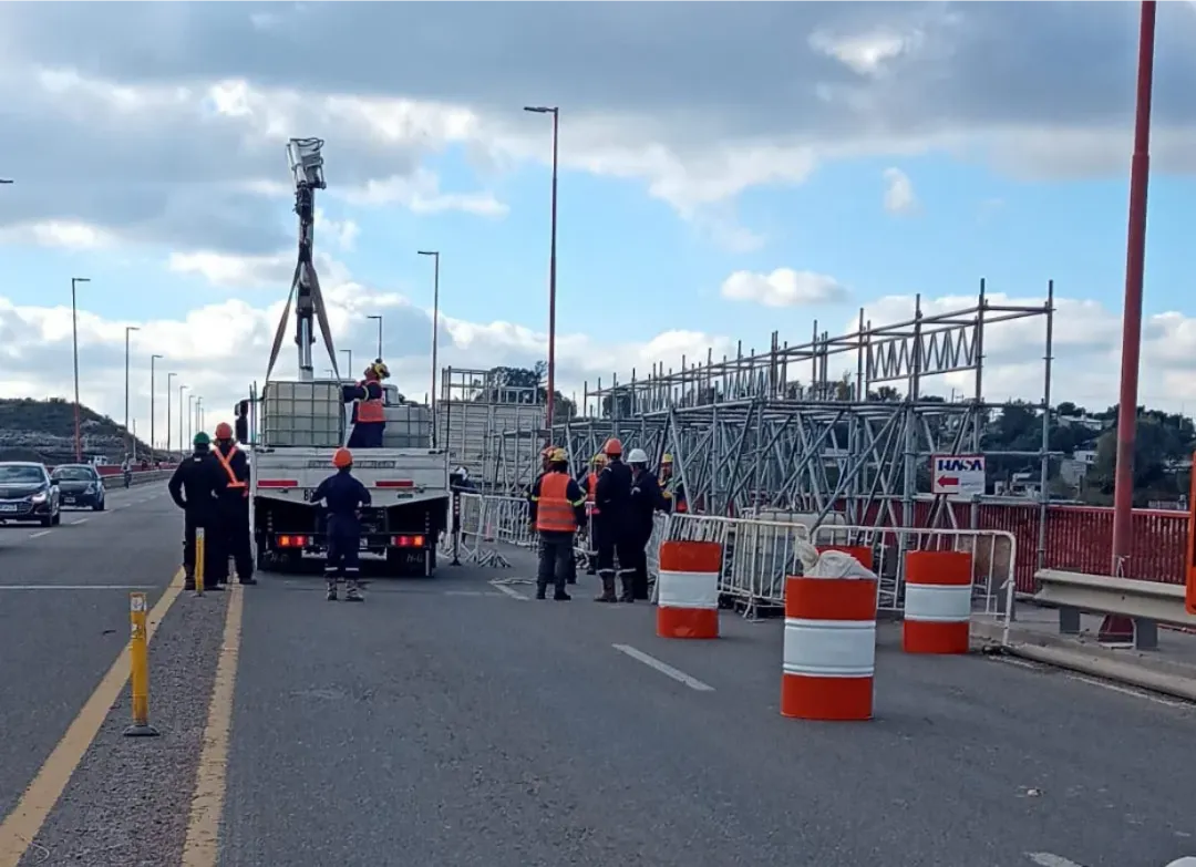 PUENTE BASILIO VILLARINO, CAMUZZI