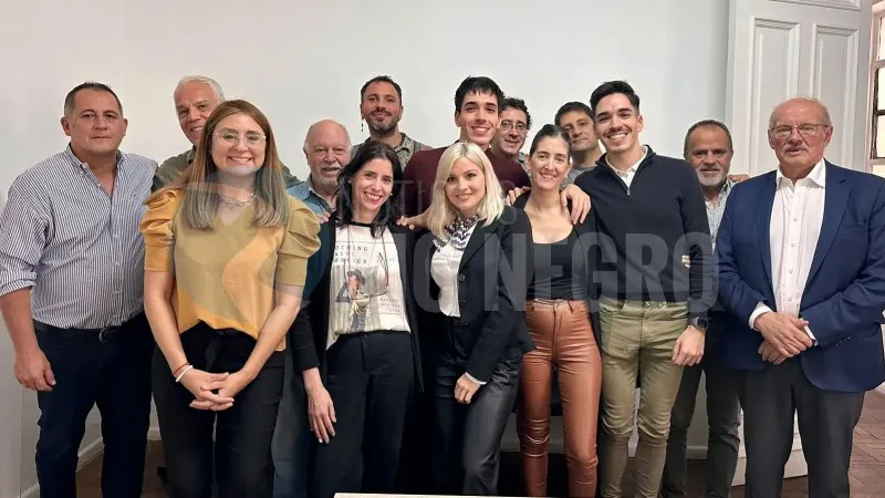 ipross casa de rio negro marcela avila Luis di giácomo