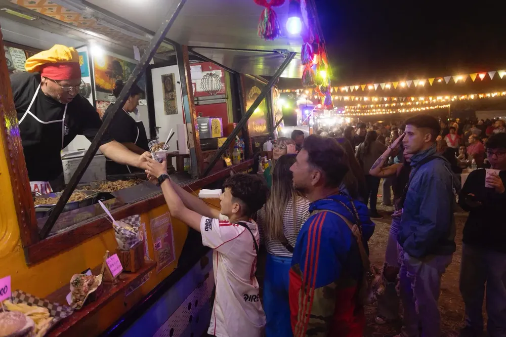 c0c8ee32-df84-4653-bd1b-d3eac5bbb725