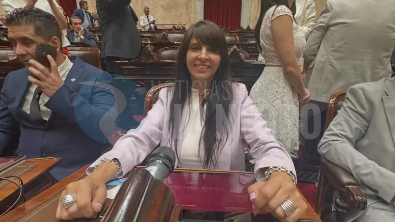 LORENA VILLAVERDE