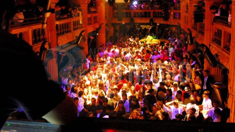 local nocturno disco boliche