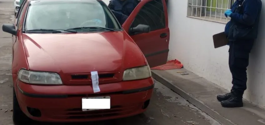 AUTO SECUESTRADO