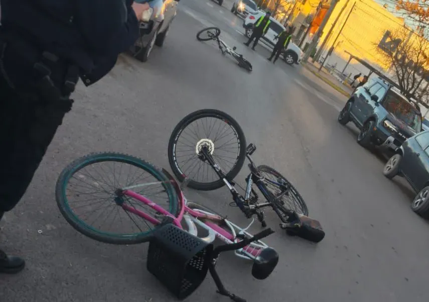 VIEDMA, BICICLETA, ROBO