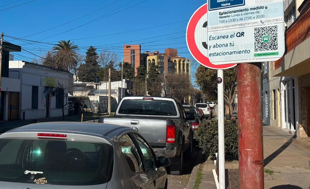 VIEDMA ESTACIONAMIENTO