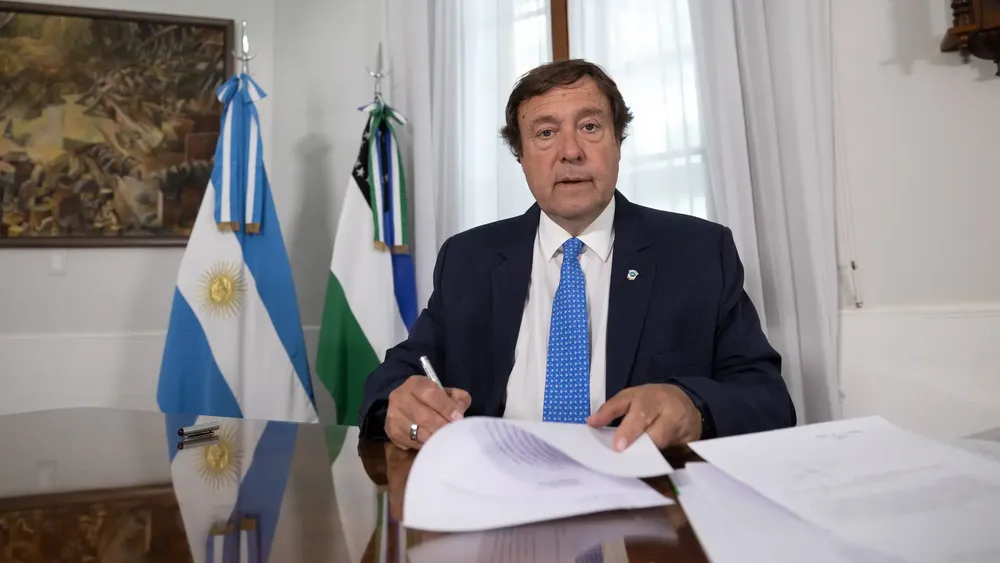 ALBERTO WERETILNECK