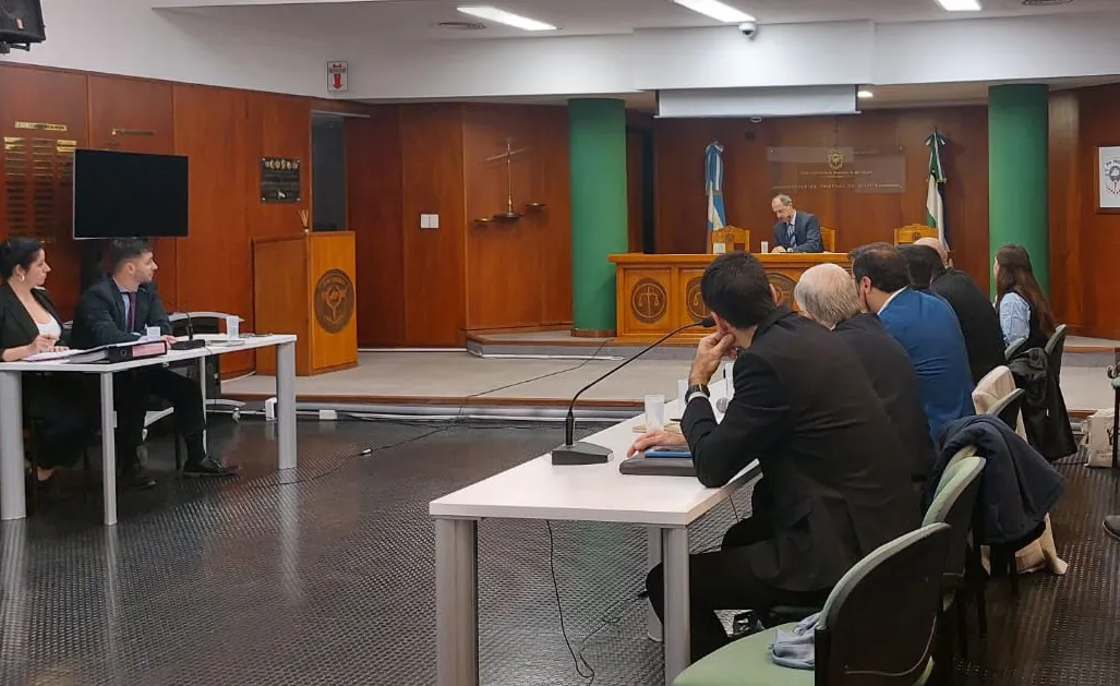 AUDIENCIA JUDICIAL POR LA CAUSA TECHO DIGNO EN SIERRA GRANDE