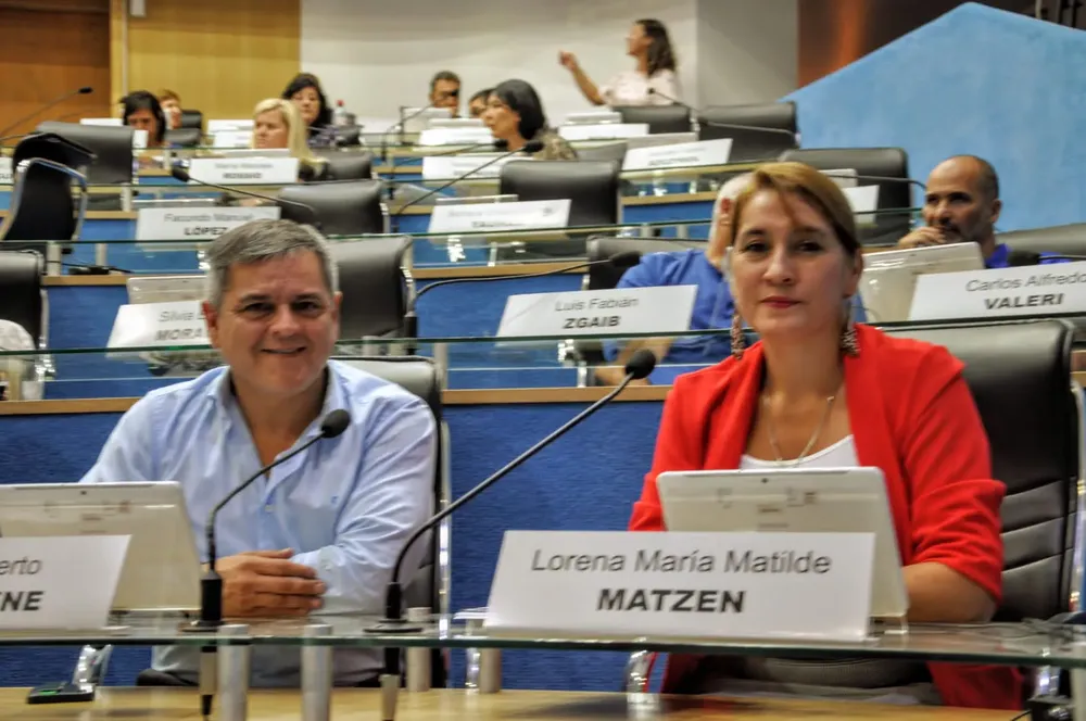ARIEL BERNATENE, LORENA MATZEN