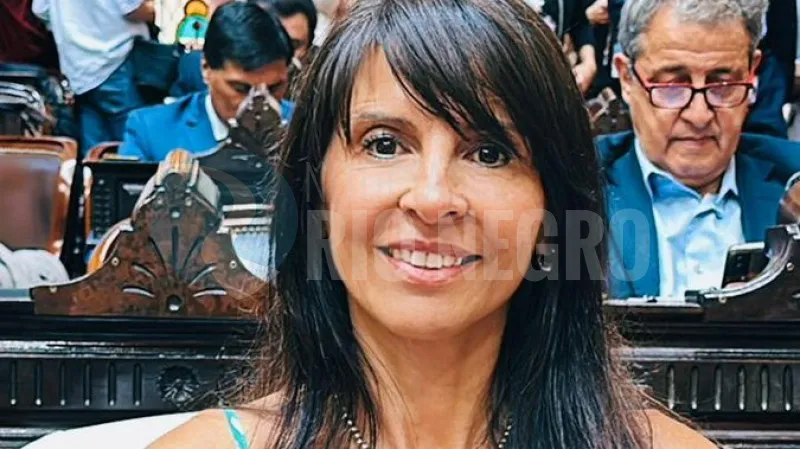 LORENA VILLAVERDE