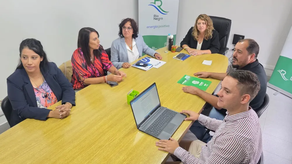 b7e1c419-f711-2ee6-b41b-e452562bd5c6