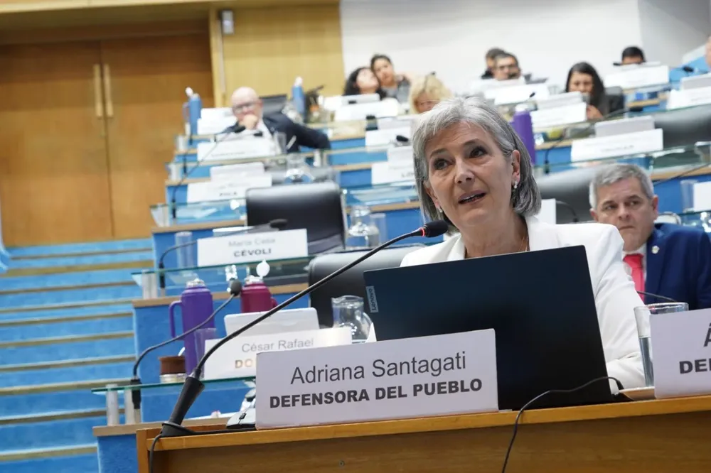 ADRIANA SANTAGATI