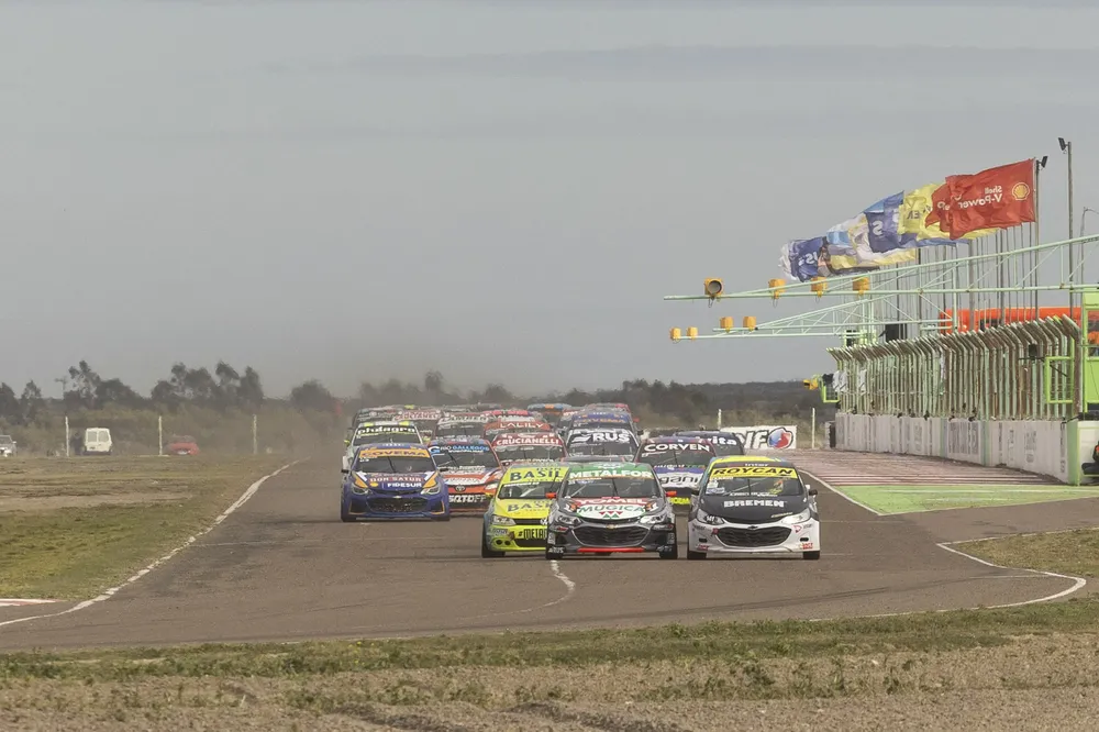 VIEDMA, TURISMO NACIONAL, AUTODROMO
