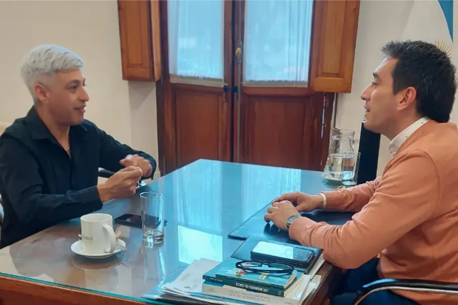 ANDRES ALVARENGA, MARCOS CASTRO