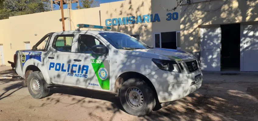 PATRULLERO EN LA COMISARÍA 30 DE VIEDMA