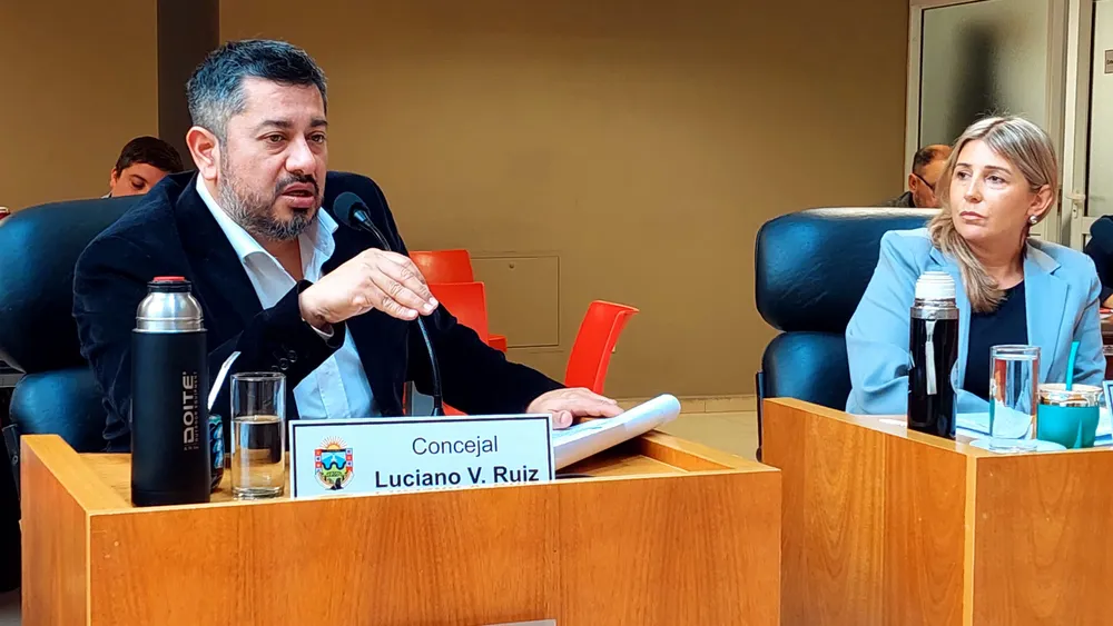 LUCIANO RUIZ, NATALIA MACRI