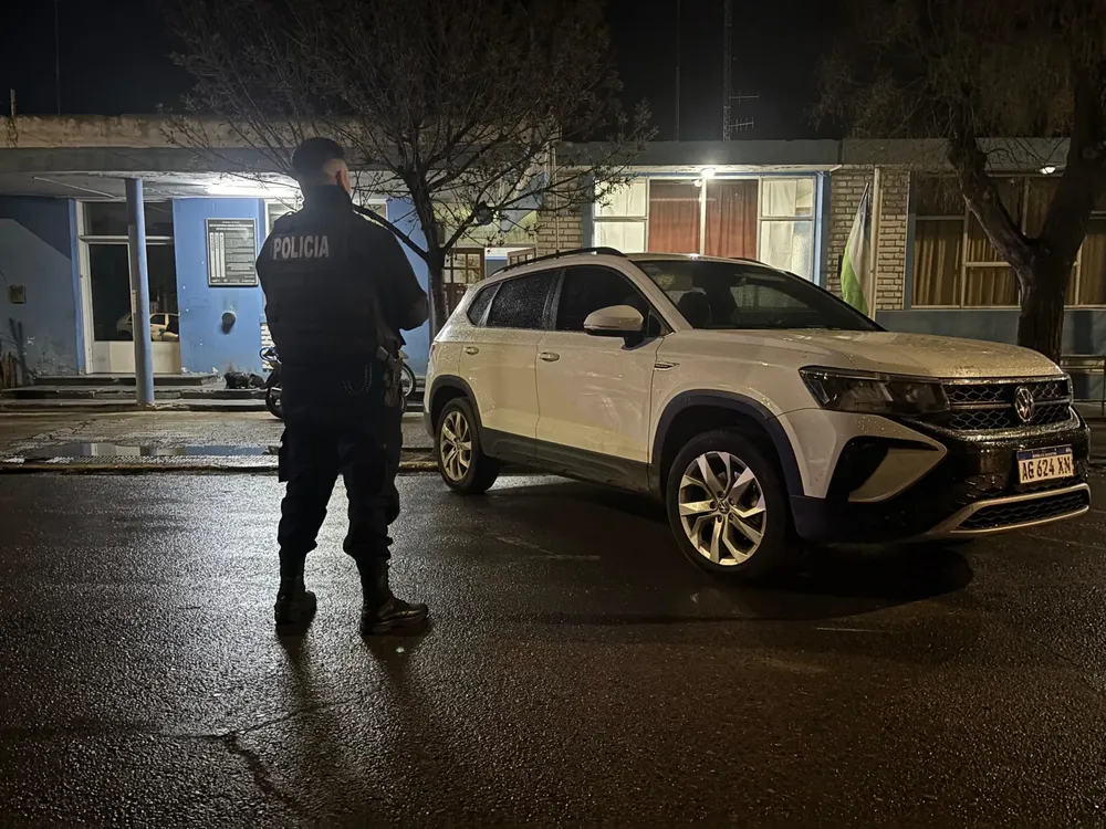 VIEDMA, CAMIONETA RECUPERADA
