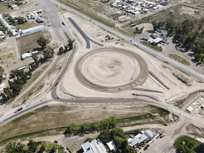 ROTONDA DE INGRESO A CHOELE CHOEL