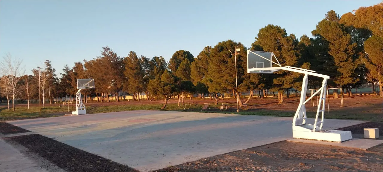 CANCHA DE BASQUET DEL PARQUE FERREIRA