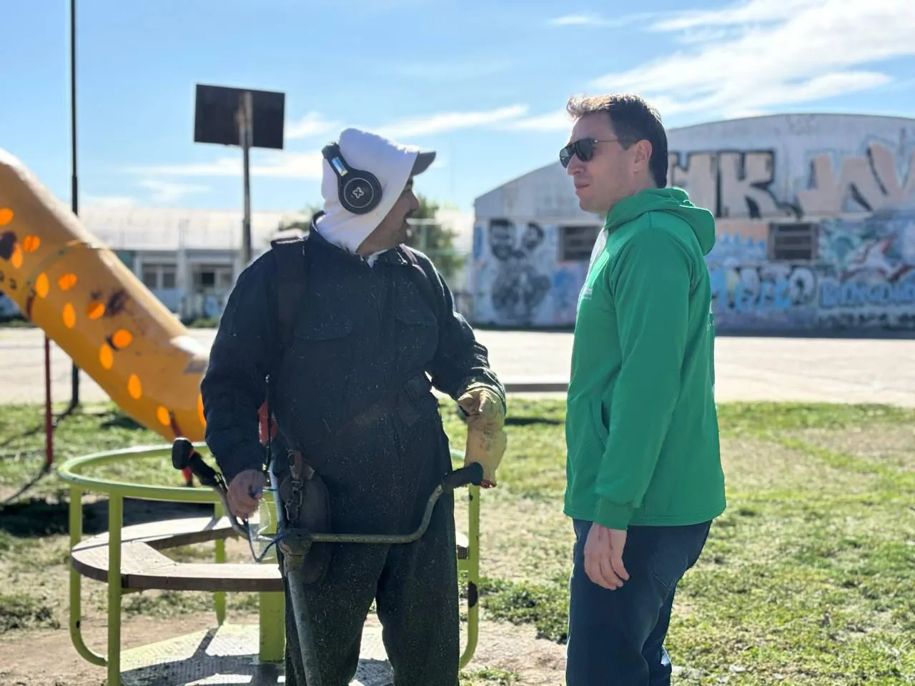 VIEDMA LIMPIA CON LA COMUNIDAD MARCOS CASTRO