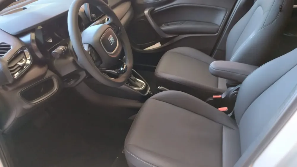 auto fiat cronos