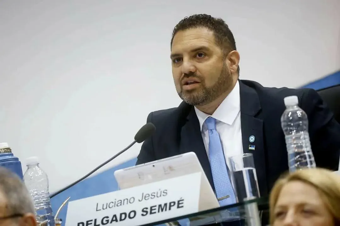 LUCIANO DELGADO SEMPE