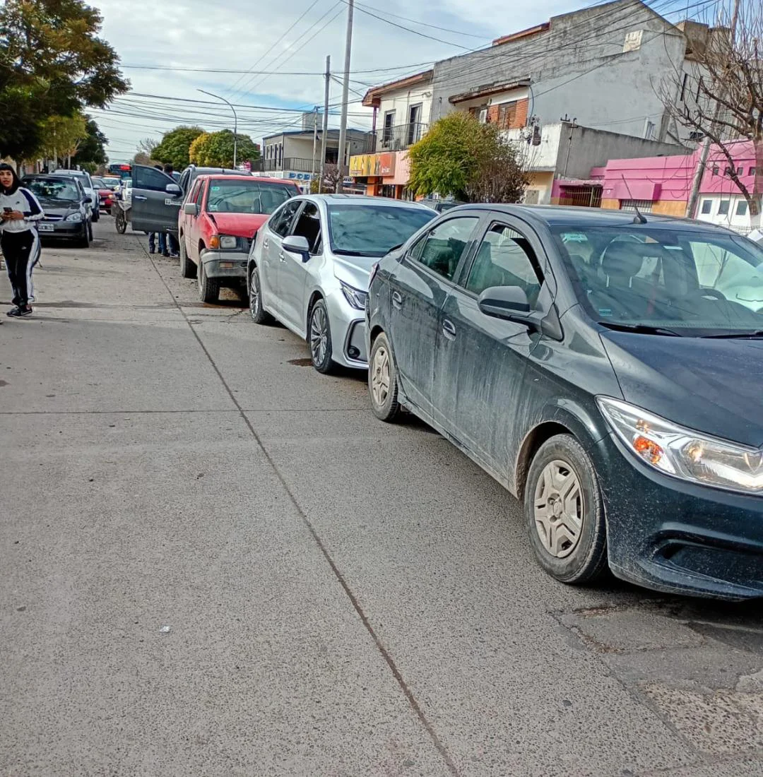 CALLE GUIDO CHOQUE EN CADENA