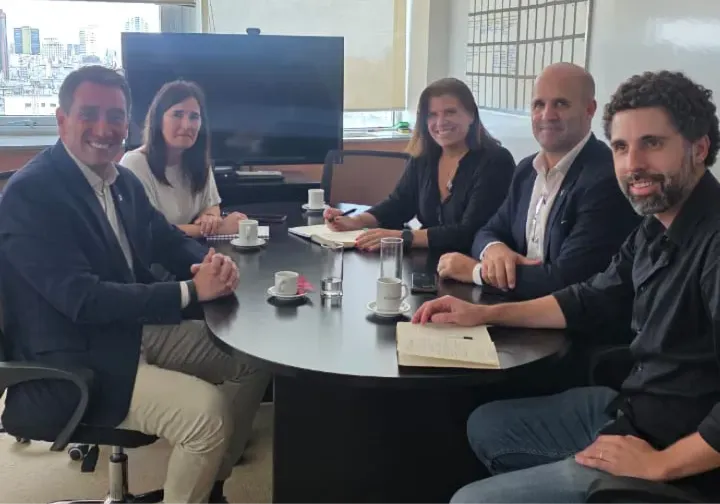 MARCOS CASTRO MARCO MAGNANELLI NACION TURISMO