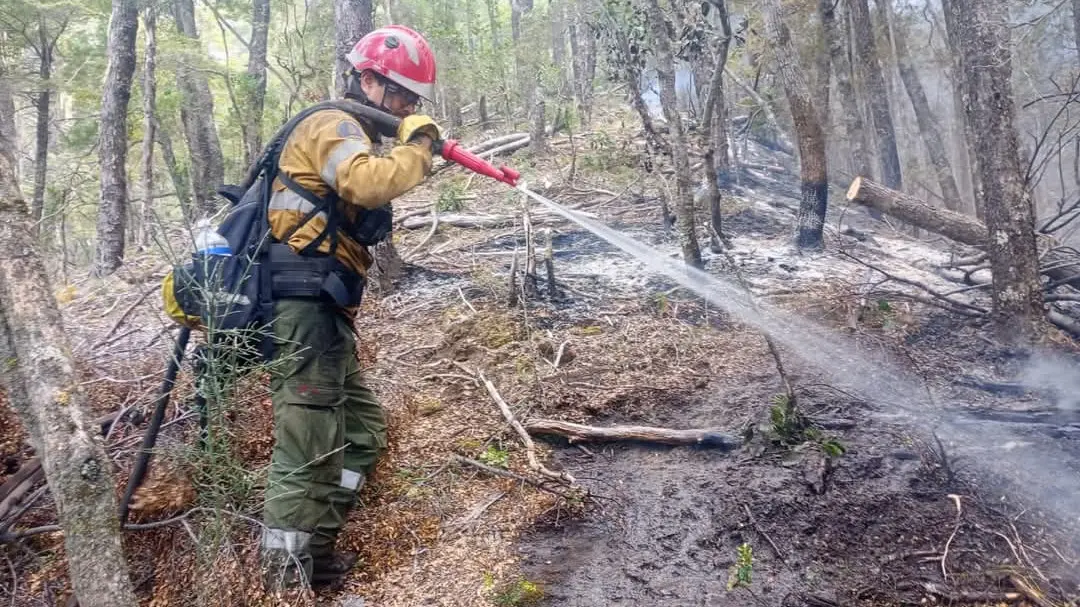 EL BOLSON, BOMBEROS