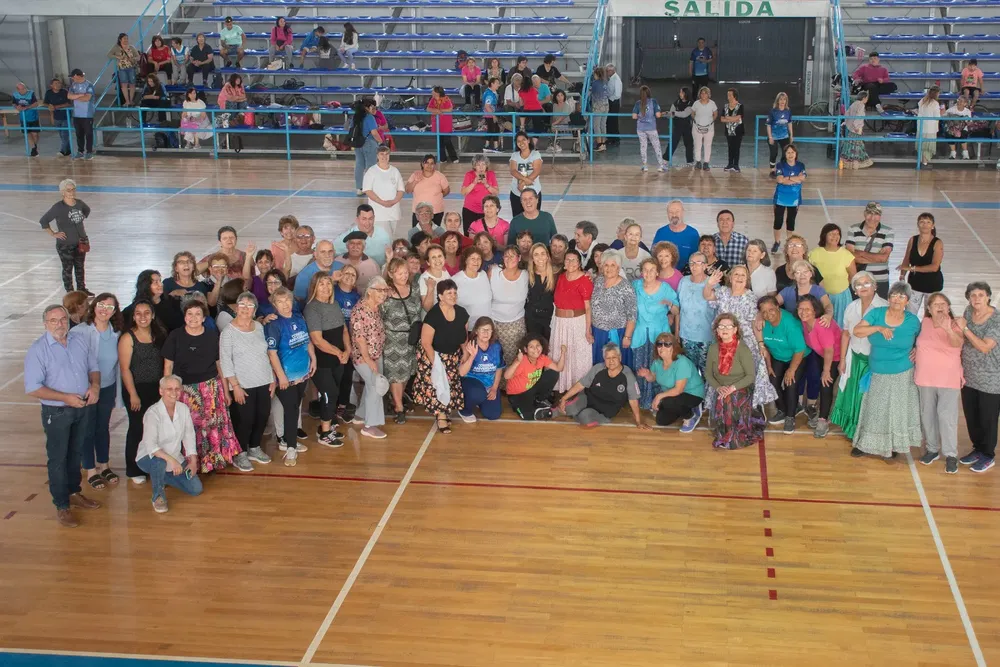 COLONIA PERSONAS MAYORES