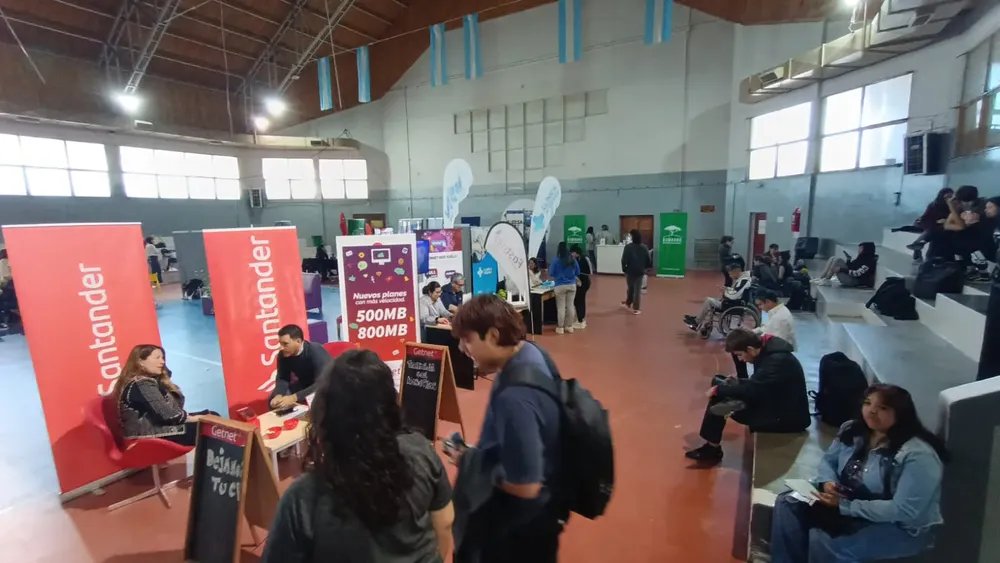 VIEDMA, EXPO EMPLEO