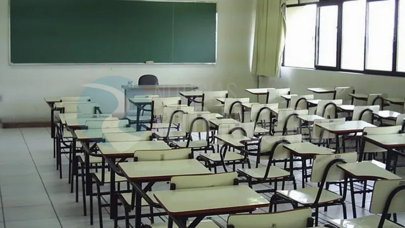AULA VACIA
