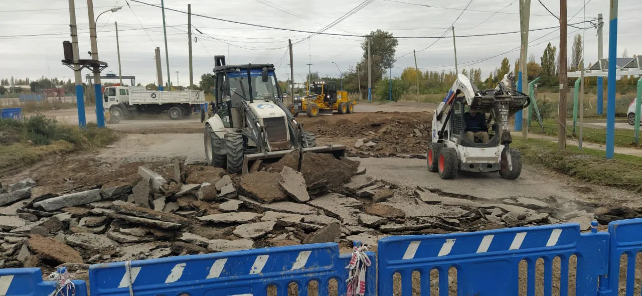 RECONSTRUCCIÓN PAVIMENTO