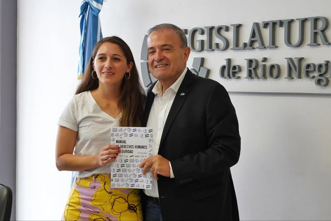 Manual de Derechos Humanos y Seguridad, María Paula Cardella