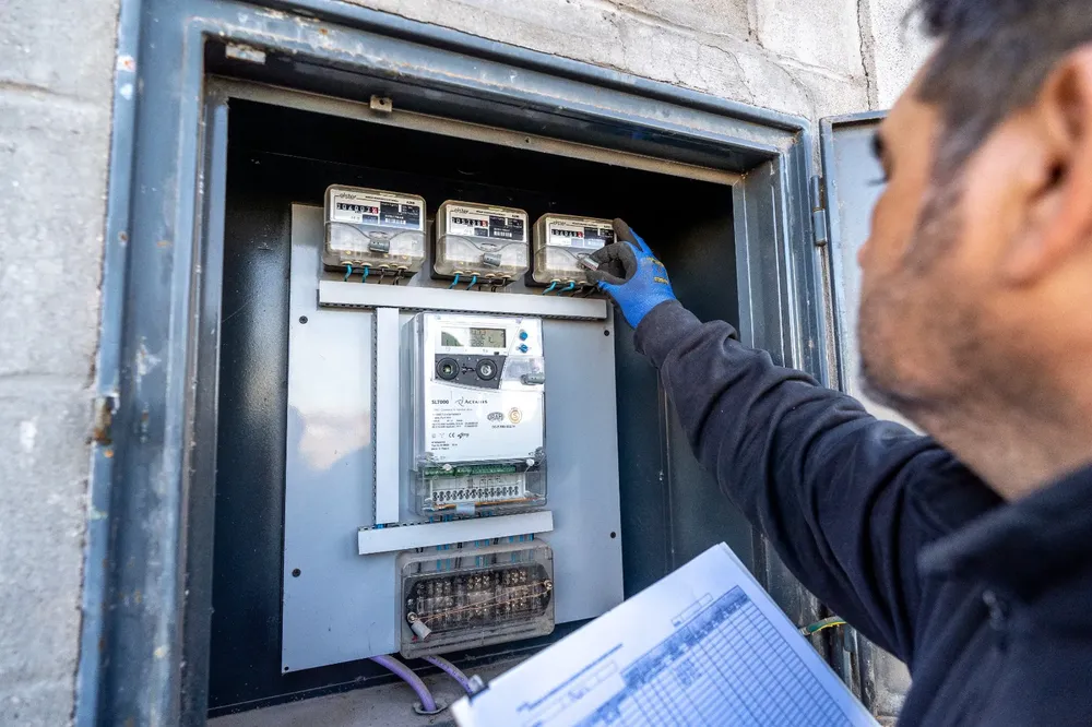 42bcf38e-76ab-4b8c-ba42-e72319510a89