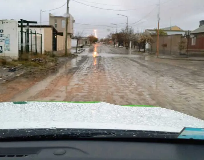 CALLE DE VIEDMA-LLUVIA