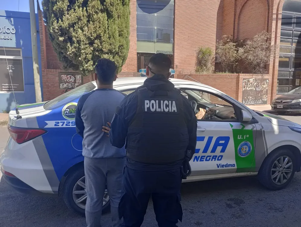 DETENIDO, VIEDMA