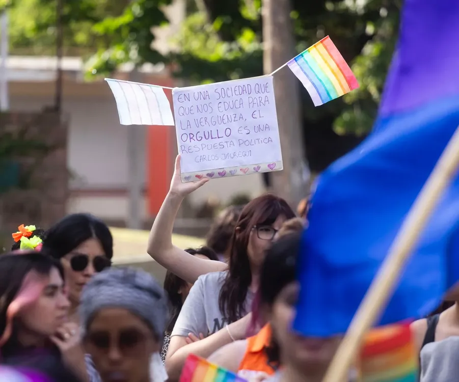GENERO, MARCHA