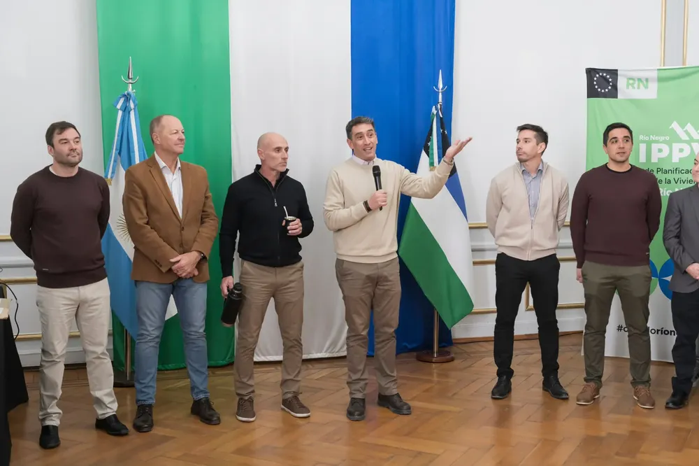 MARIANO LAVIN RAUL GRUN ALEJANDRO ECHARREN MARCOS CASTRO AGUSTIN RIOS NAHUEL ASTUTTI
