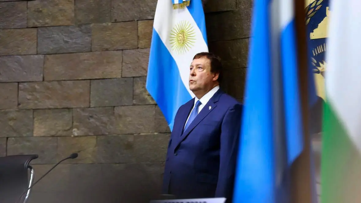 ALBERTO WERETILNECK